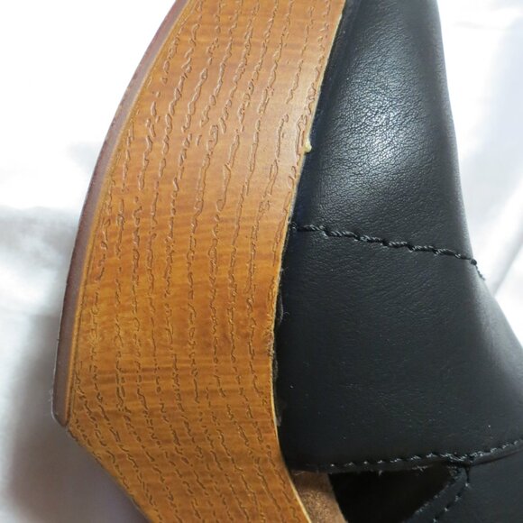 White Mountain FootBED platform heel sandals - Picture 16 of 16